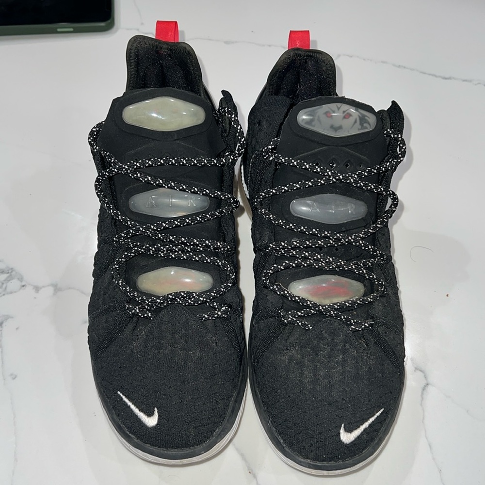 Nike Lebron James 18 - Men’s 10.5